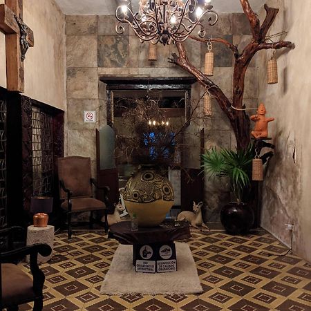 Casa Aluxes Hotel Valladolid  Bagian luar foto