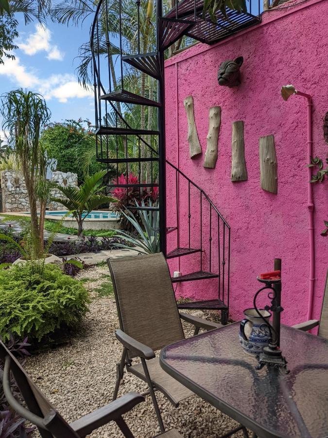 Casa Aluxes Hotel Valladolid  Bagian luar foto